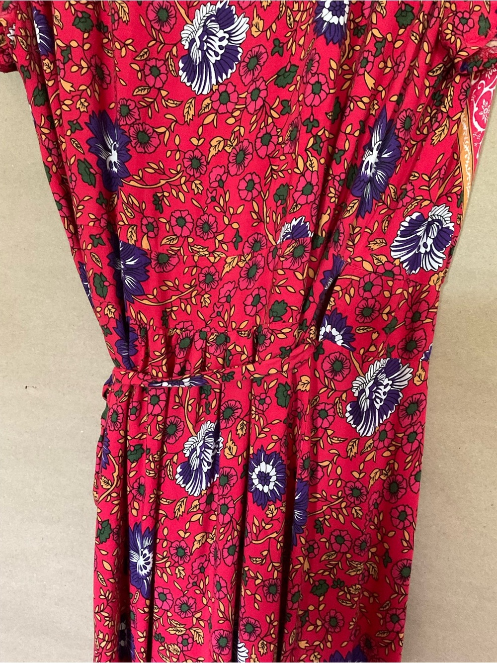 Pretty Garden. Red Floral Wrap Maxi Dress with Tie Waist. Size L - Picture 9 of 10